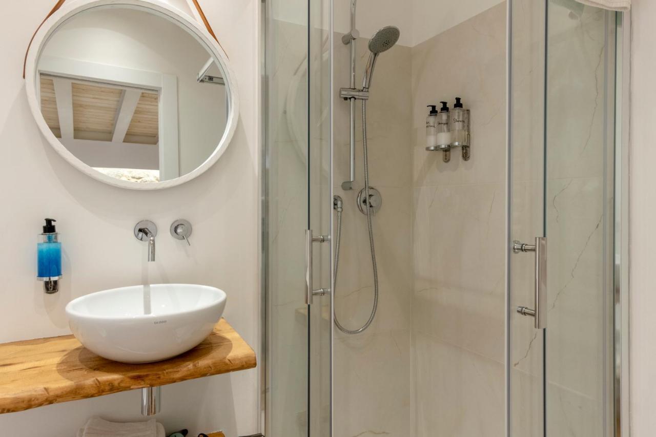 In Centro Da Viola - Eco Design Rooms オルビア エクステリア 写真