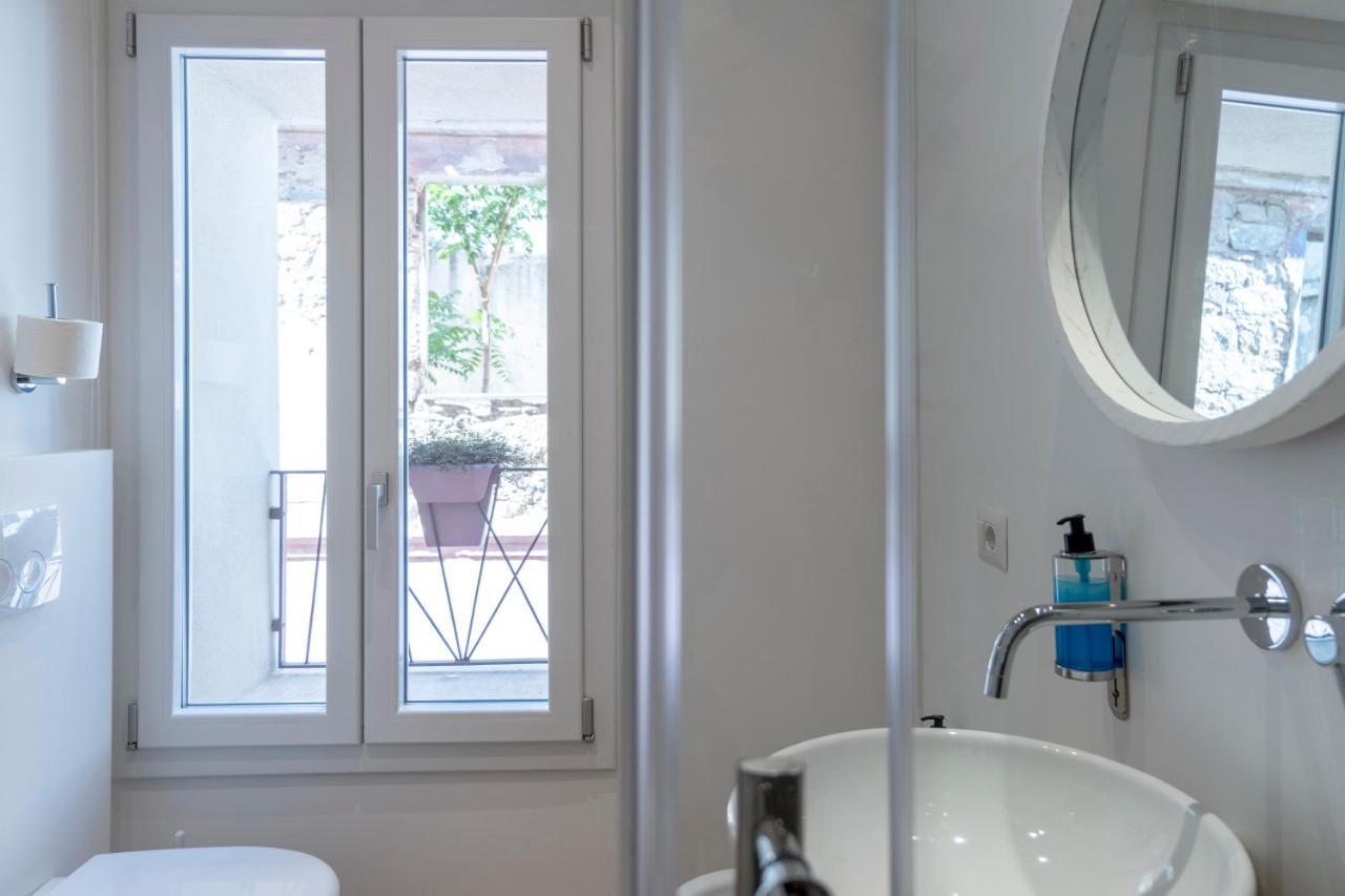 In Centro Da Viola - Eco Design Rooms オルビア エクステリア 写真